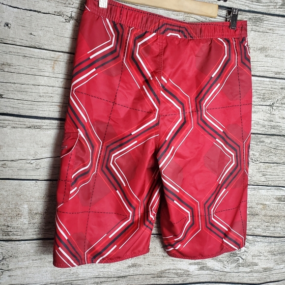 Boys Hawk Swim Trunks size L.Waist approx: 15 inches Inseam approx: 11 inches - Picture 2 of 4
